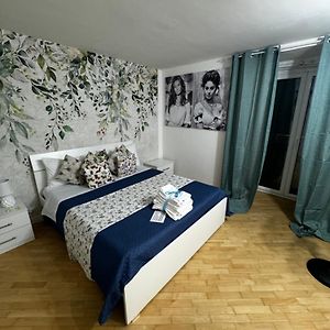 Private Bathroom King Room